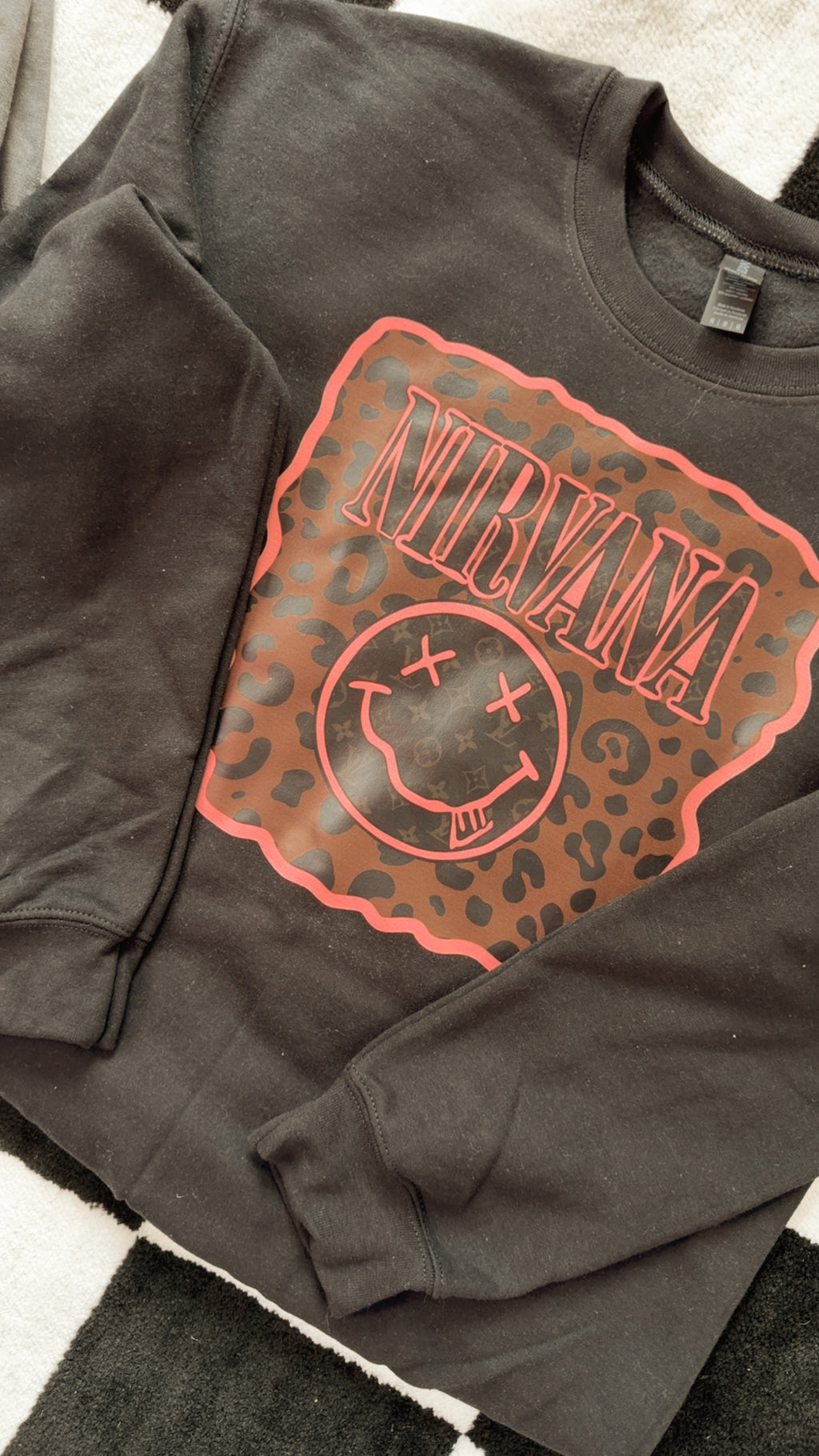 Boujee Nirvana Crew!🖤