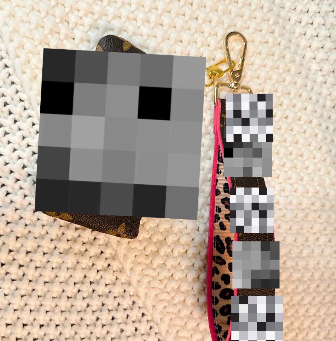 Leopard hot pink keychain bundle 🖤